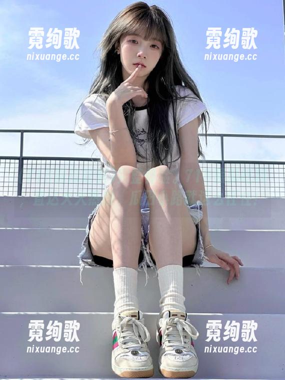718黑瓜吃料 完整体验。718黑瓜吃料,直达大火热搜,瓜田小路就这么任性!