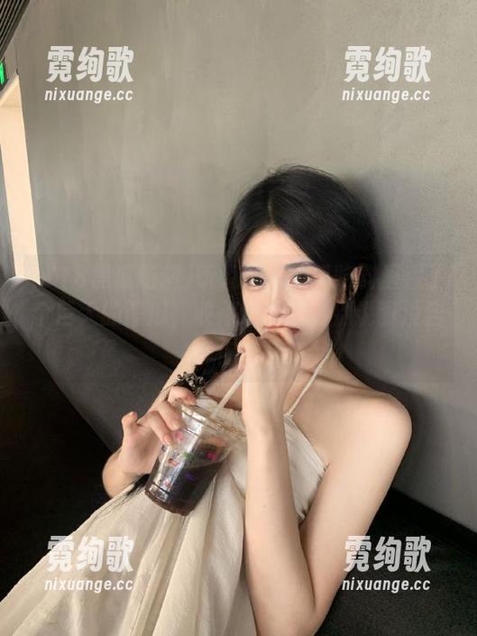 718黑瓜吃料 听说718黑瓜吃料里藏了个巨大的黑瓜,收藏这个吧,别说我没告诉你哦!