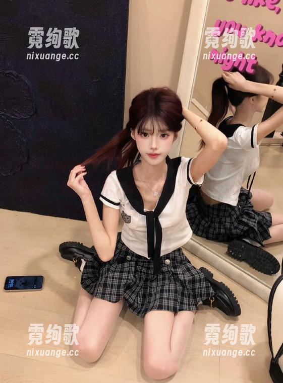 www.51 下载www.51cg3.com的瞬间,我的生活瞬间升级为‘现实版宫斗剧’!