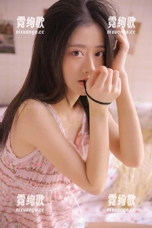 黑料吃瓜网zzttt首页：谁说瓜只能在夏天吃？今天我们开始冬季吃瓜大赛！
