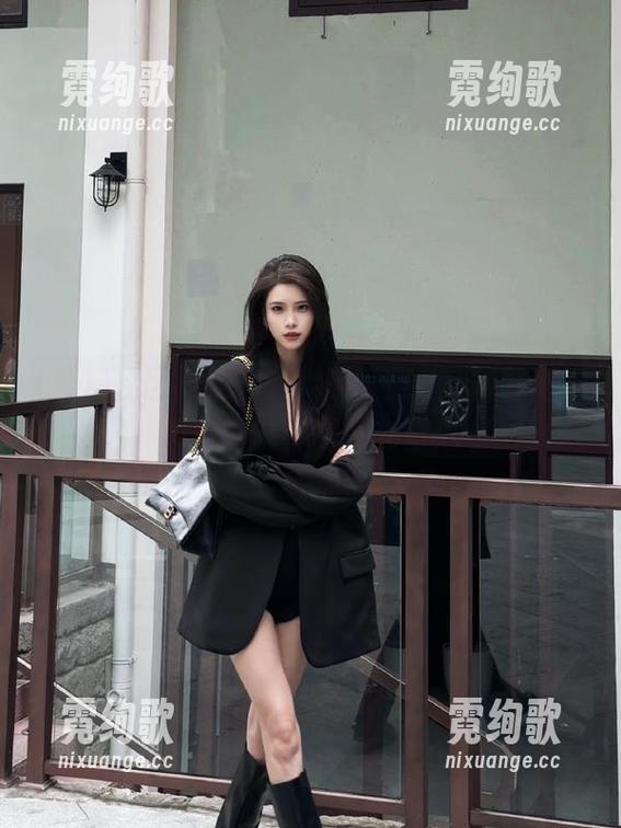 黑料社区 免费来黑料社区25,随时随地为你的八卦需求充电!